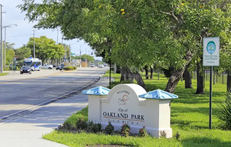 Oakland Park roofing specialist