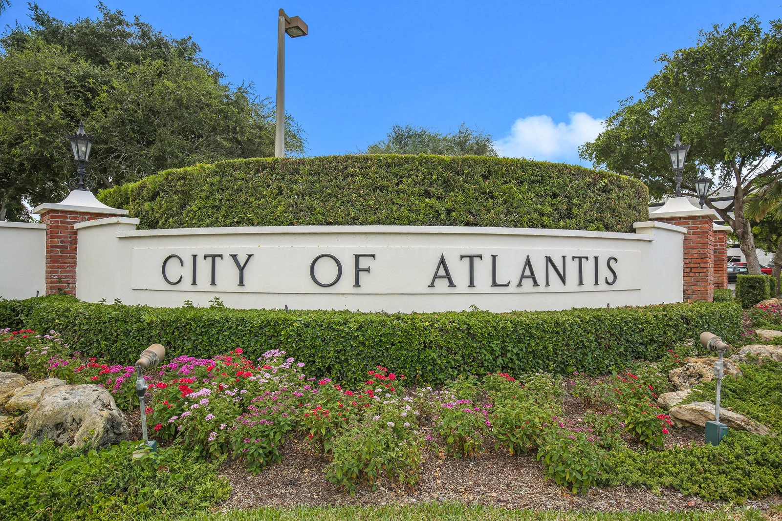 Roof Painting Contractors In Atlantis